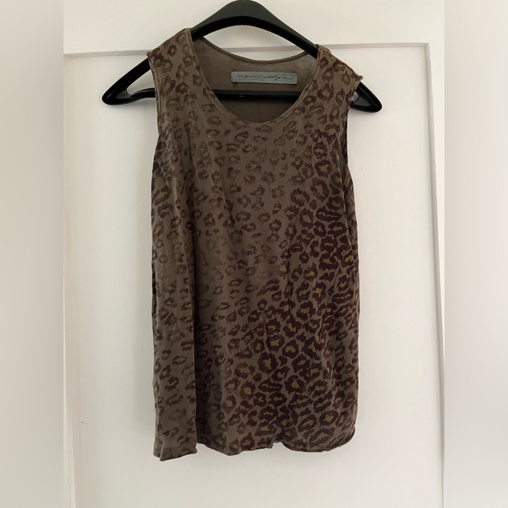 Raquel Allegra 100% cotton leopard print muscle t, size 0 (xs)